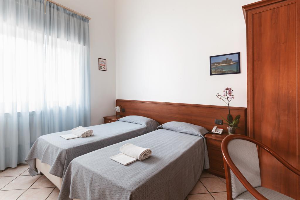 Hotel Bellavista Maiera Bagian luar foto